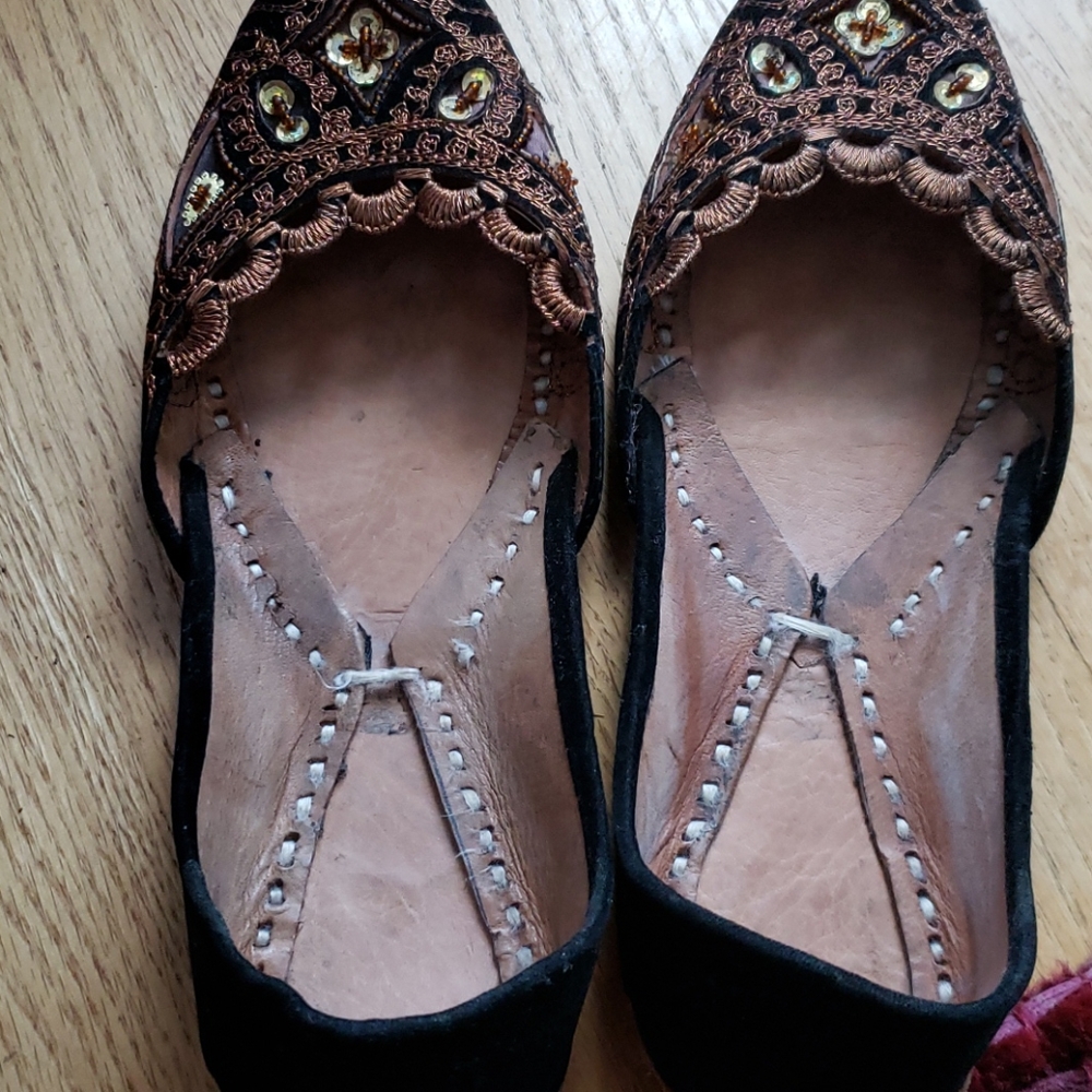 Indian pakistani embroided shoes